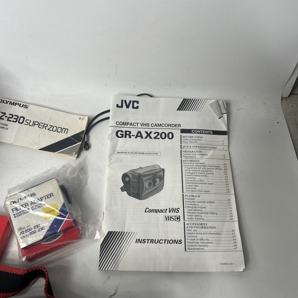 JVC GR-AX200 Camcorder With Bag Untested Camera Compact VHS