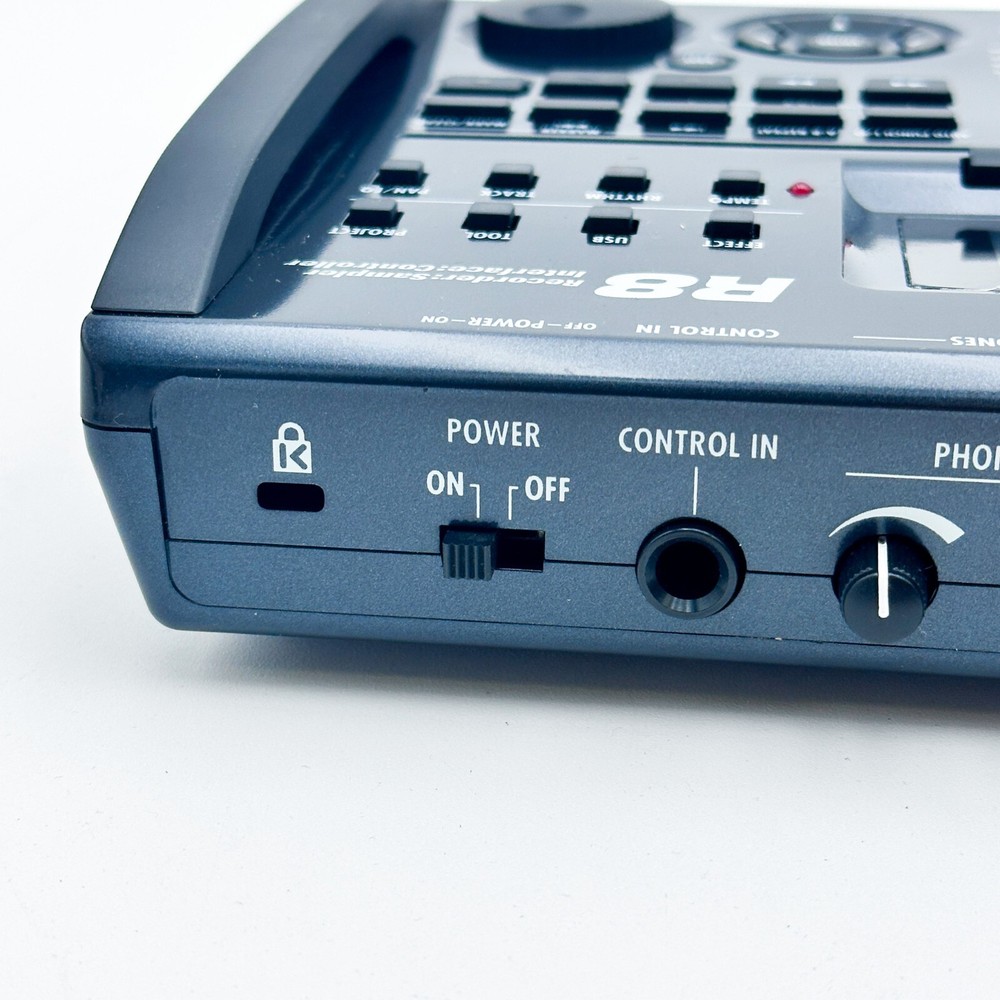 Zoom R8 Multitrack Digital Recorder 8-track MTR Sampler Working Order