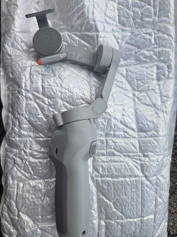 DJI Osmo Mobile SE Gimbal 3-Axis Portable Foldable for Android iPhone