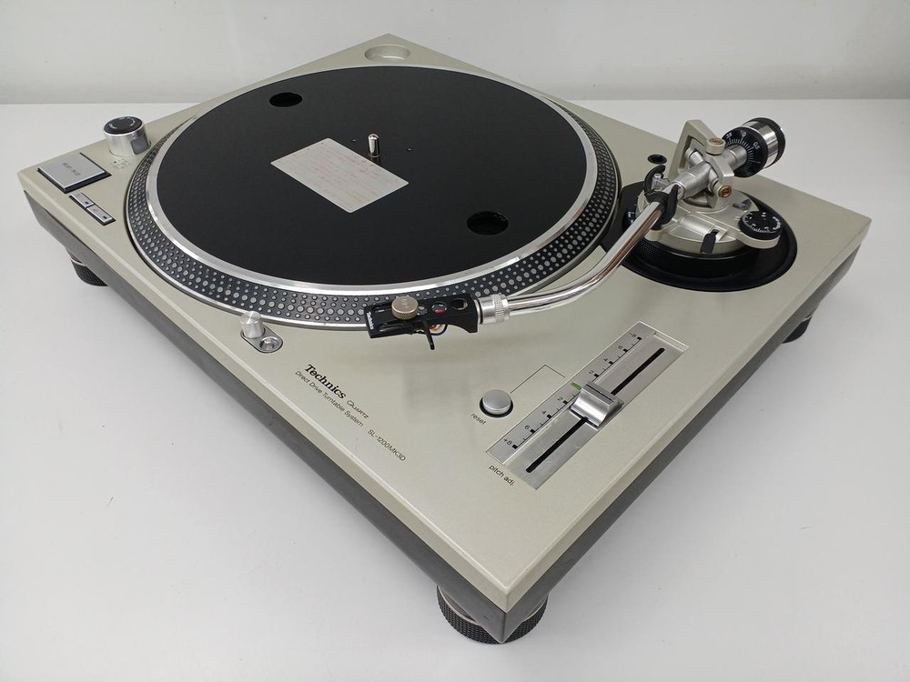 Technics SL-1200MK3D Direct Drive Quartz DJ Turntable Vinyl Record Player