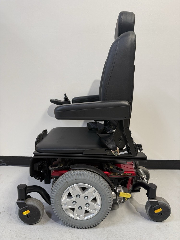 QUANTUM Q6 EDGE WHEELCHAIR