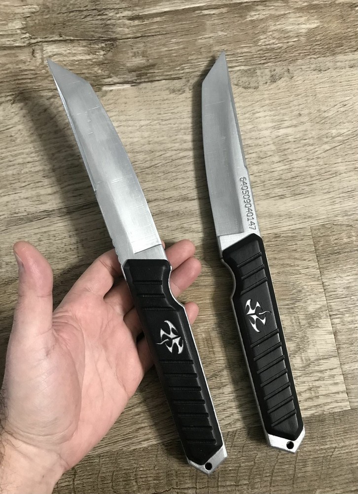 Deathstroke Inspired Replica Knife KIT