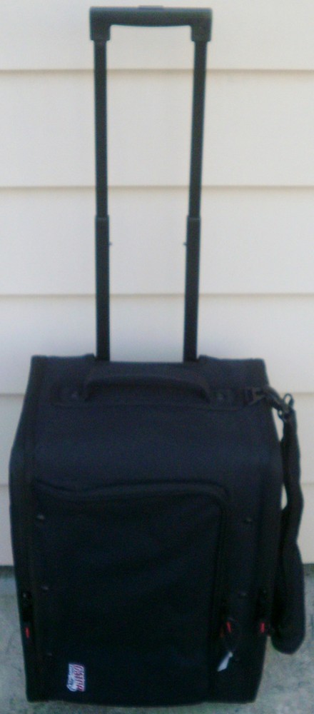 Gator Case Lightweight Rack Bag Pull Handle & Wheels 4U Rack GR-RACKBAG-4UW