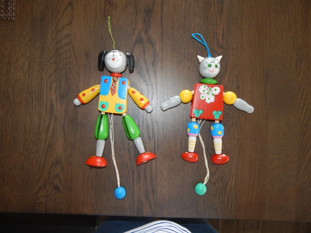 Wooden Jumping Jack Puppet Toy Pull String Dog & Cat Ornaments