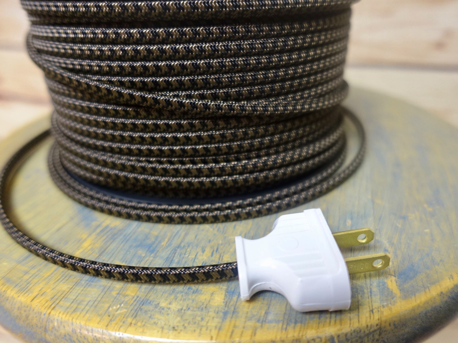 Black/Brown 2-Wire Flat Cloth Covered Cord, Fabric 18ga Vintage Style Lamps, USA