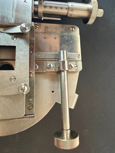 Leitz 6 Spindle Ernst Reitz's Integrating Stage - Microscope Rare Accessory