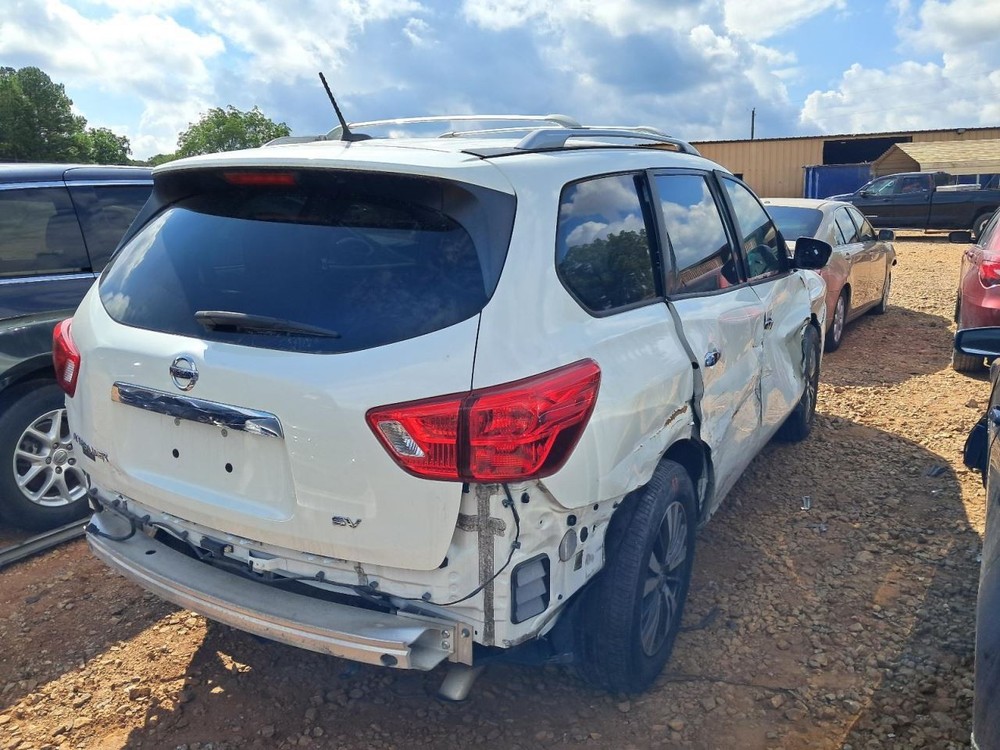 PATHFINDR 2017 Glove Box 4718184