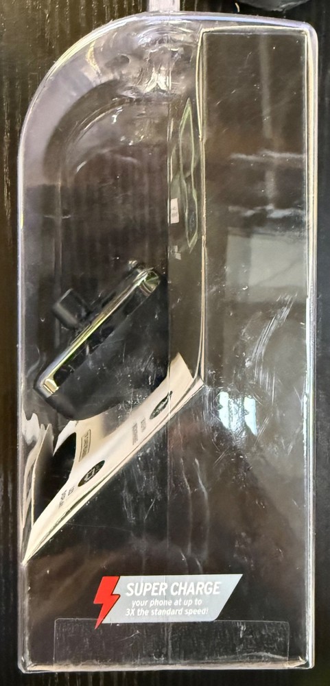 Car & Driver Wireless FM Transimtter & Car Charger (CAD-6005)