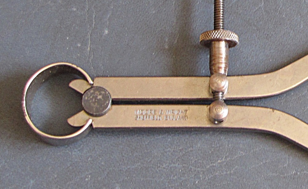Moore & Wright 8" outside calipers, spring joint