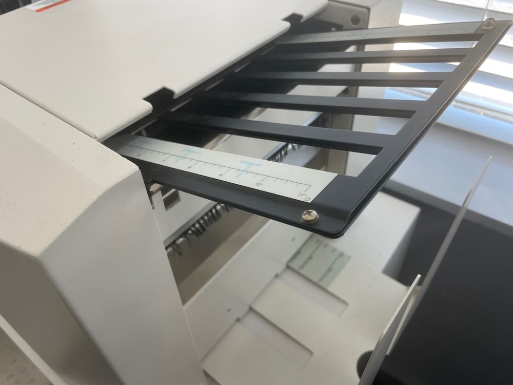Formax FD-1500 Folder/Pressure Sealer