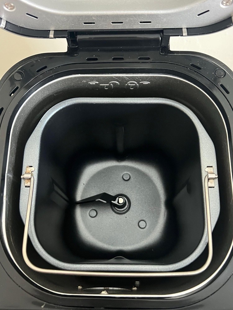 Cuisinart CBK-110 Automatic Bread Maker Compact Stainless Steel 12 Programs