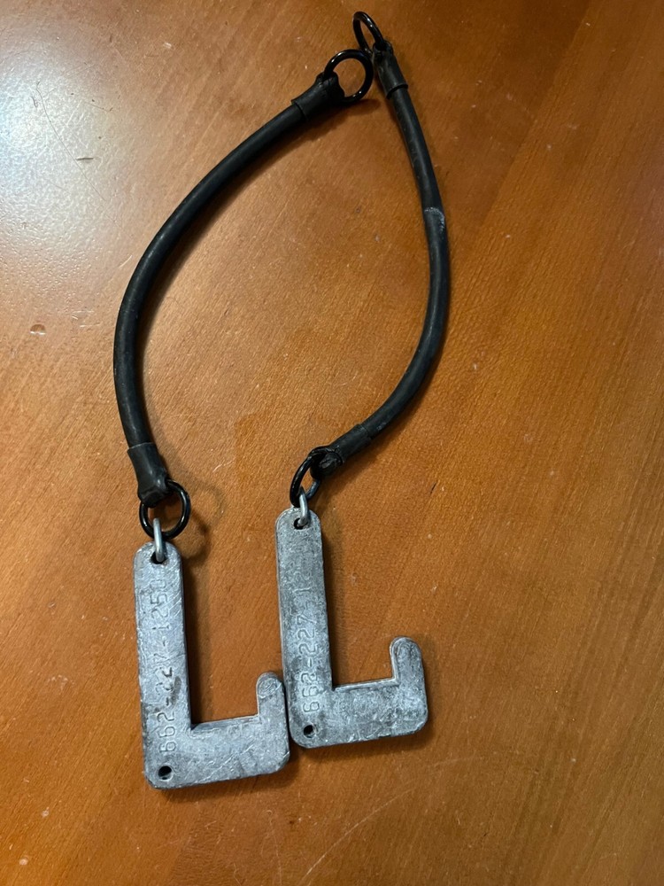 (2) DUCK DECOY J HOOK KEEL WEIGHTS
