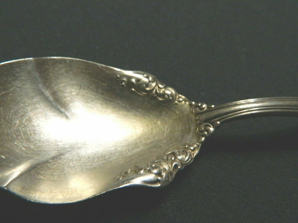 *HOLMES AND EDWARDS Silverplate "IMPERIAL" SUGAR AND TEASPOON