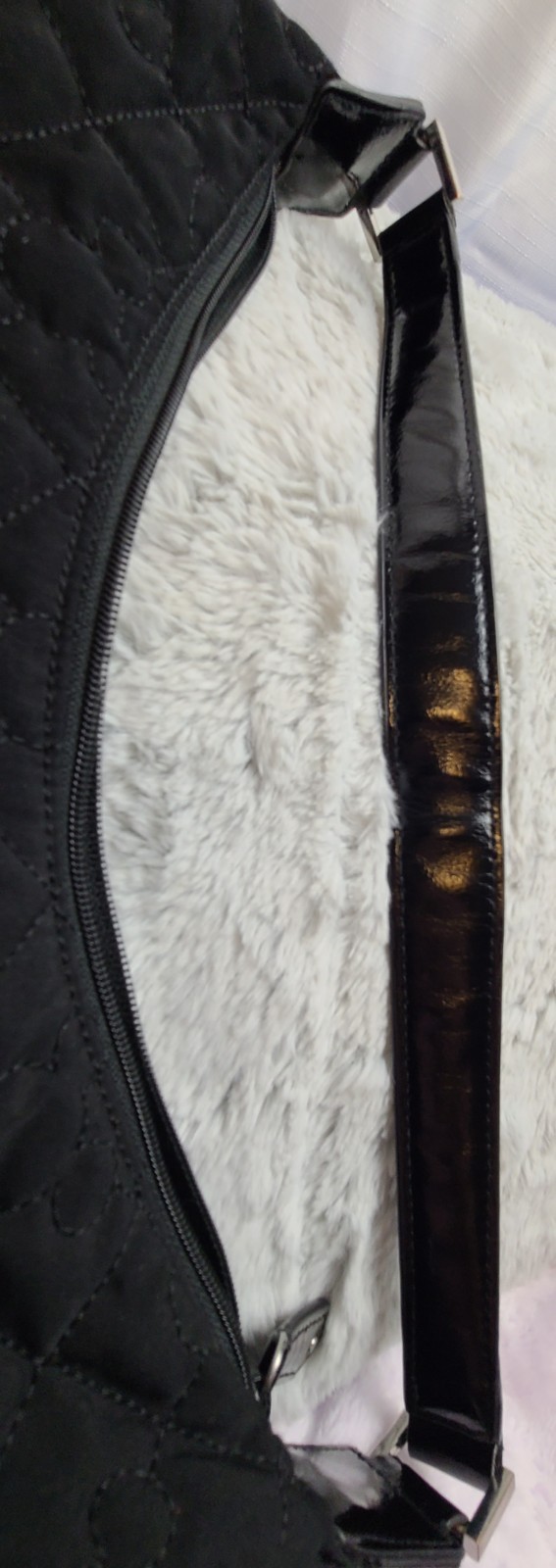 Vera Bradley Disneys Mickey Mouse Black Quilted Bucket Bag/Tote, Retired