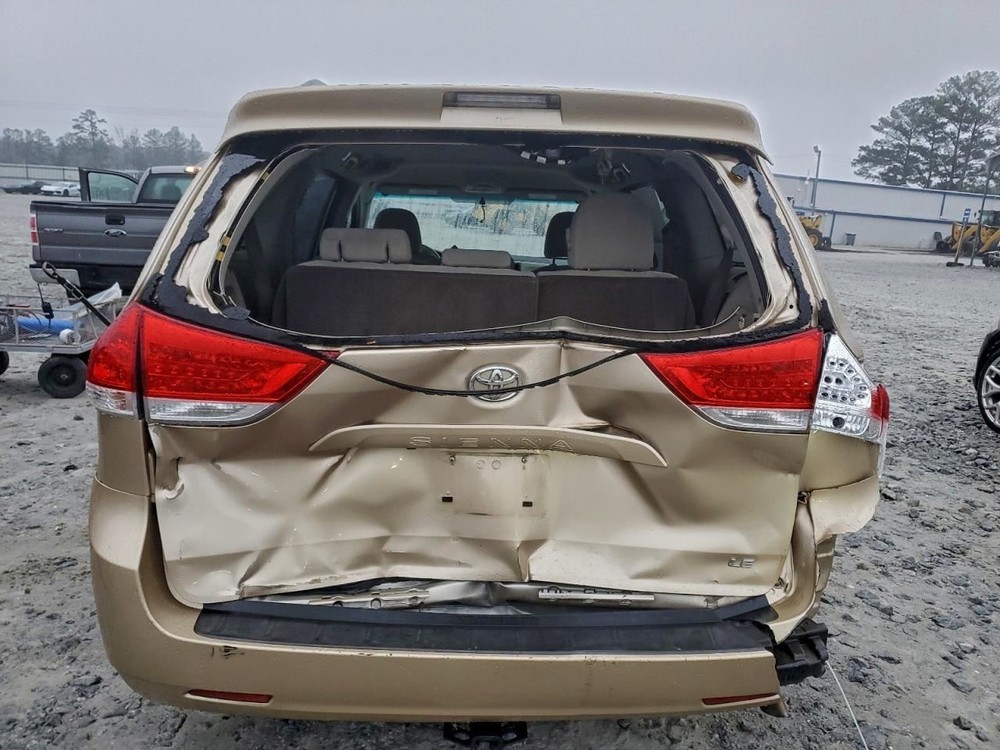 Fuse Box Engine Fits 11-16 SIENNA 4951406