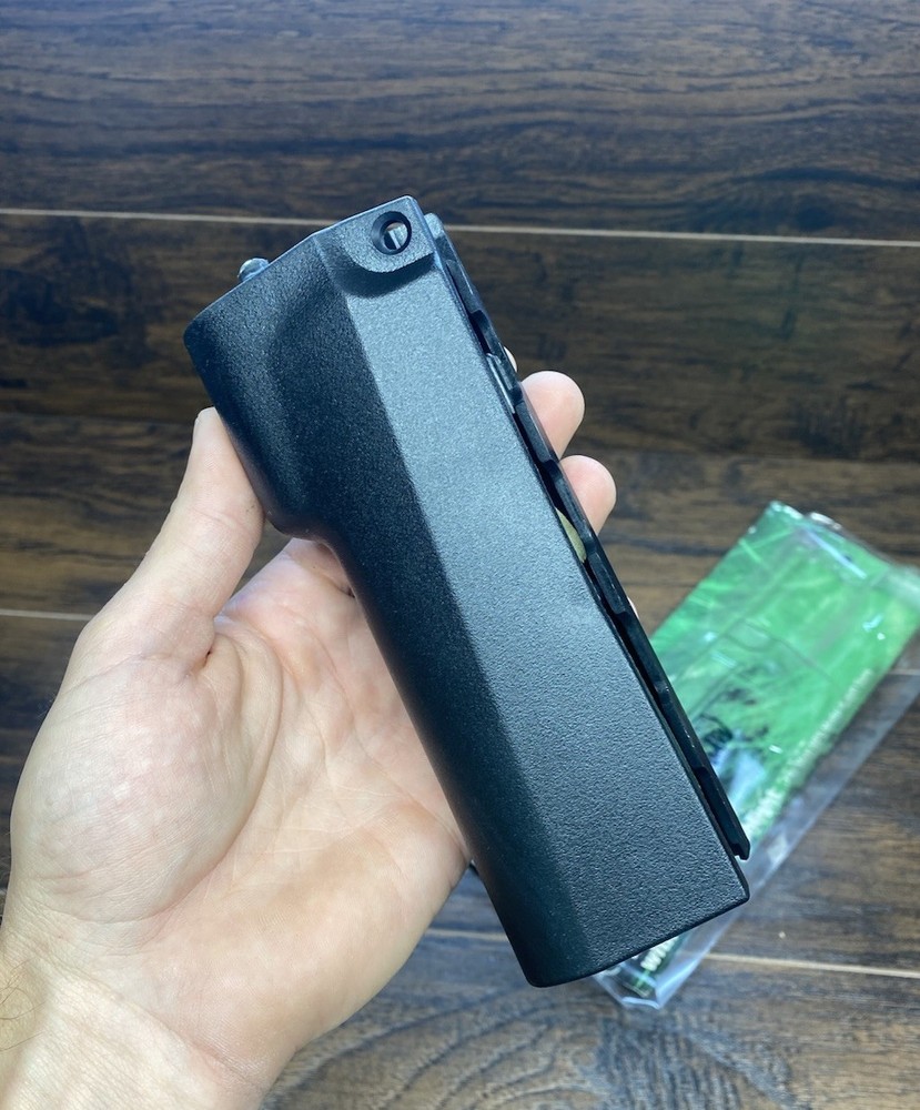 Airsoft AEG Handguard Grip w/ Pressure Button Flashlight – Repaired (Read)