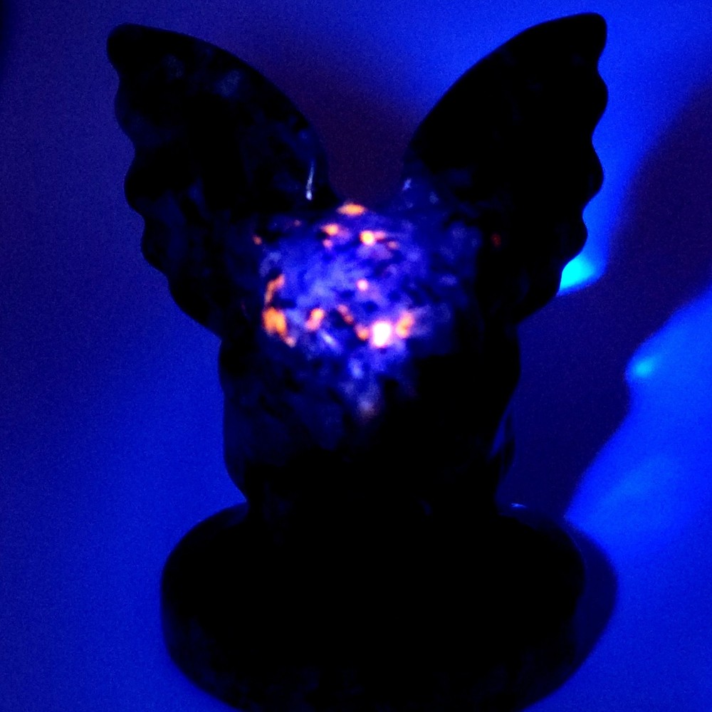Yooperlite Gargoyle Carvings- UV Reactive