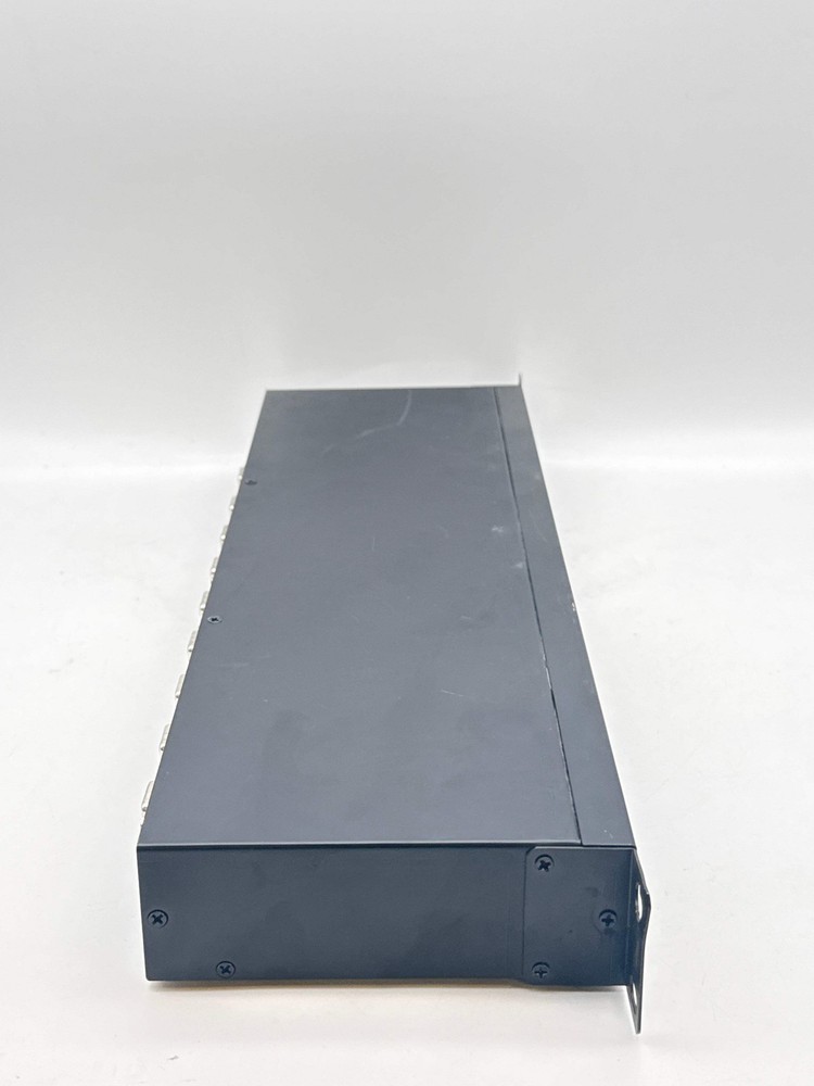 Rijer 8 Port Smart USB 2.0 KVM Switch