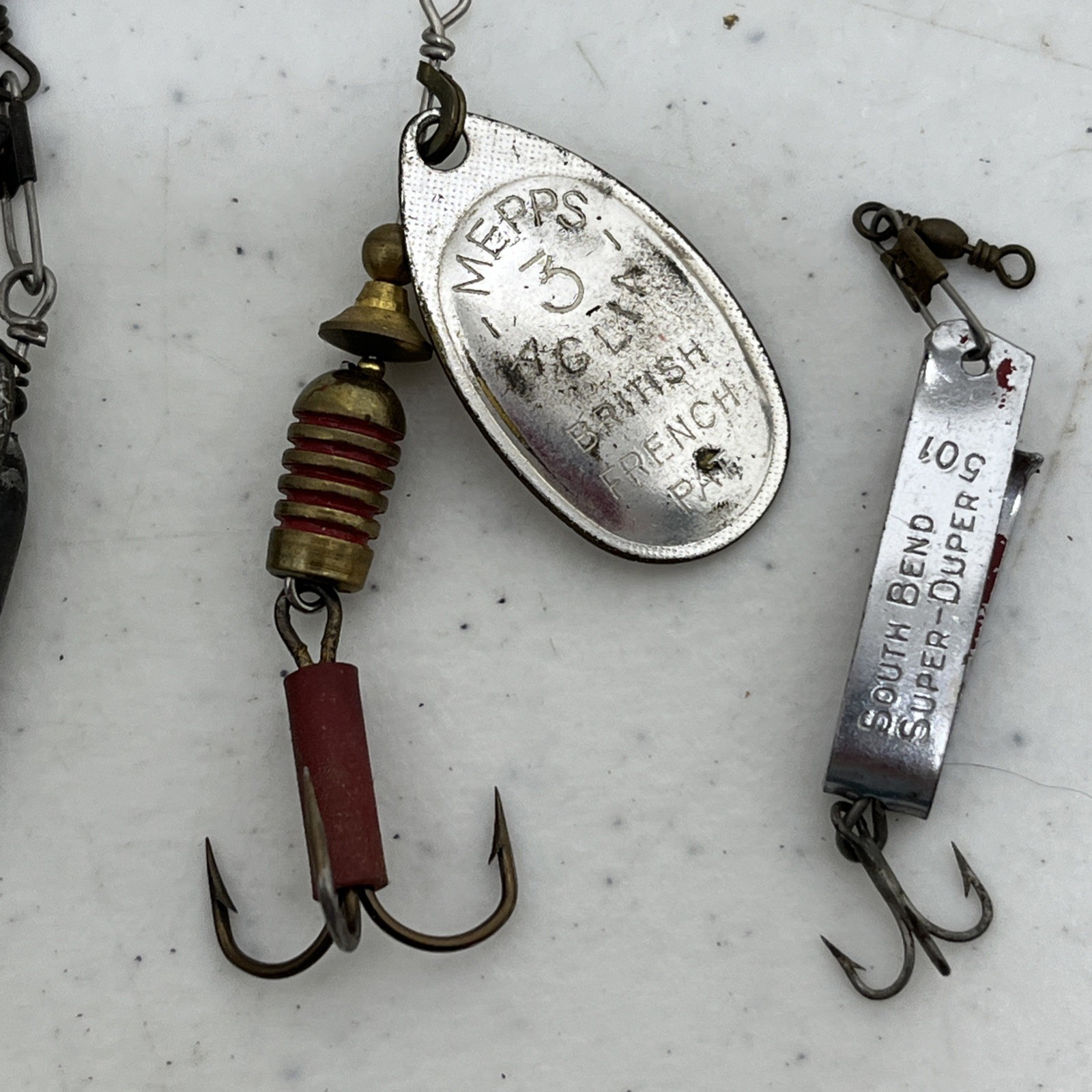 Lot of Vintage Fishing Tackle Spoons Spinners Swivels Hooks Lures Lot of 15