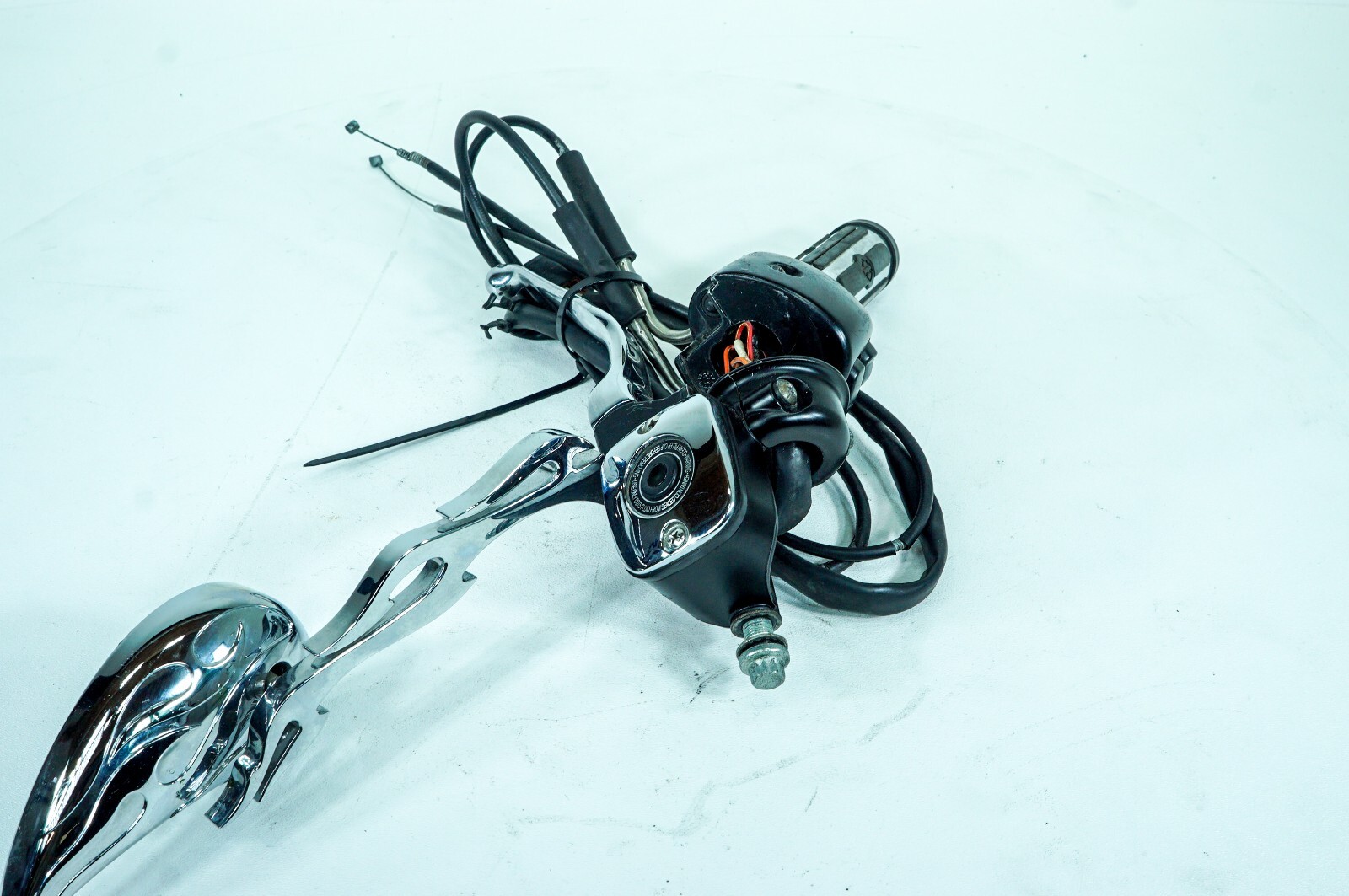 05 Harley Softail Deluxe FLSTN OEM Right Engine Start Kill Switches Control 1315