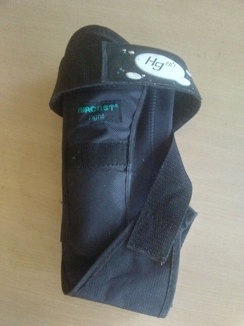 Aircast AirSport Ankle Support Brace Right Foot Size Medium Hook & loop Closure
