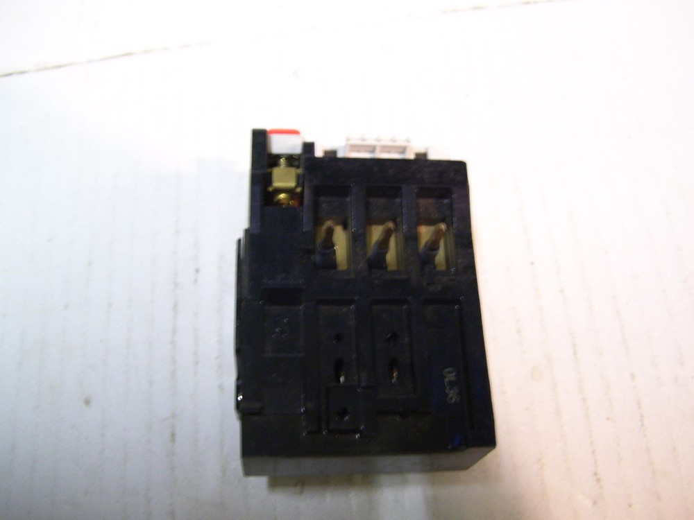 NEW IMO U12/16 E6 4-6A OVERLOAD RELAY P2291