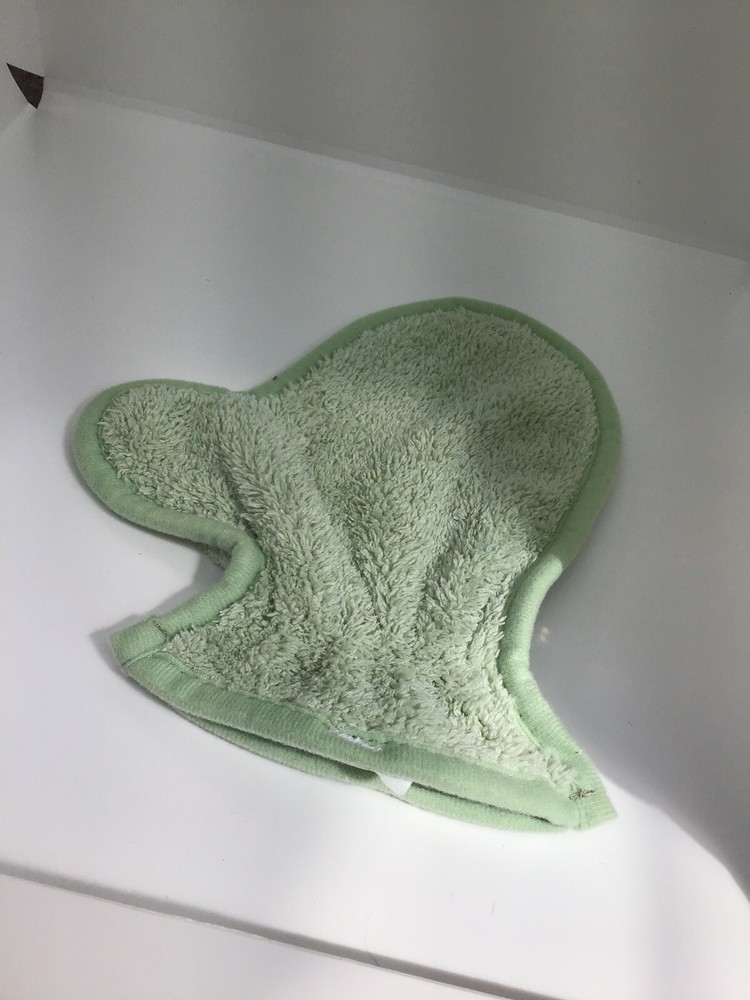 Unbranded Dusting Or Cleaning Mitt - Green