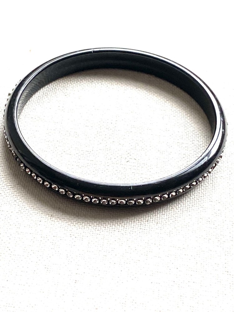 Vintage Design Bangle Acrylic Chunky Black