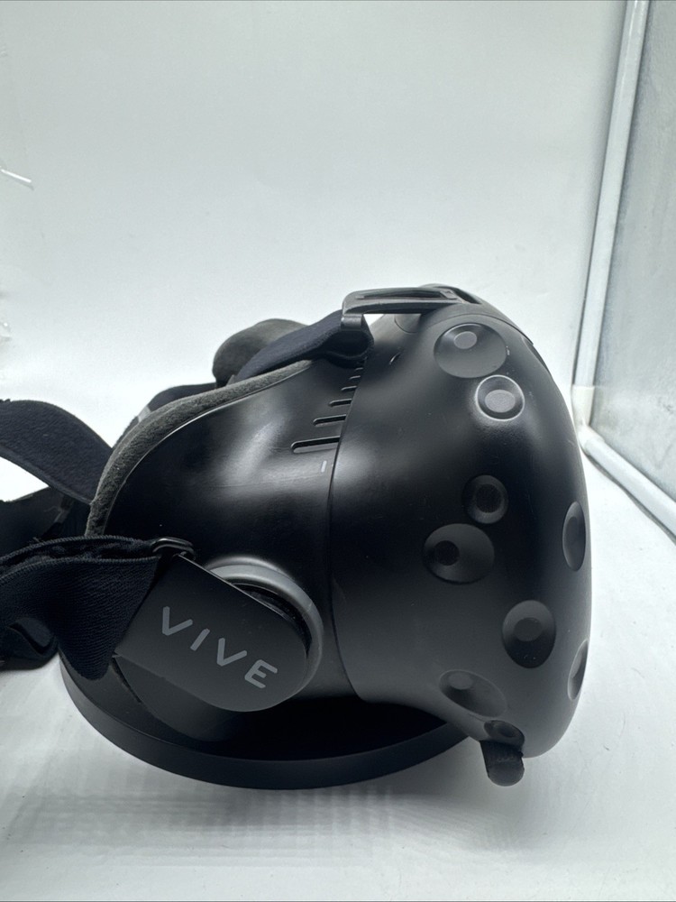 HTC Vive OPJT100 PC & Console Virtual Reality Headset