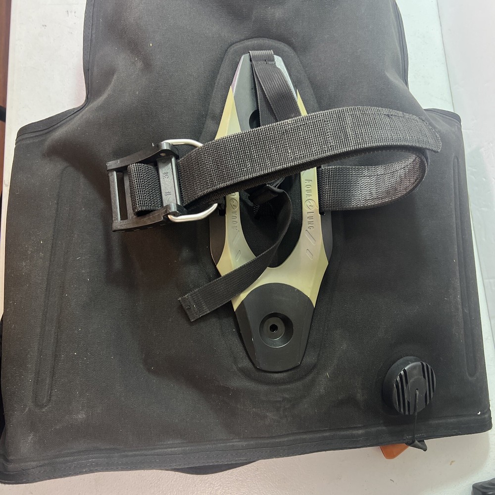 Aqualung Wave BCD Size XL Scuba Diving AQUA LUNG