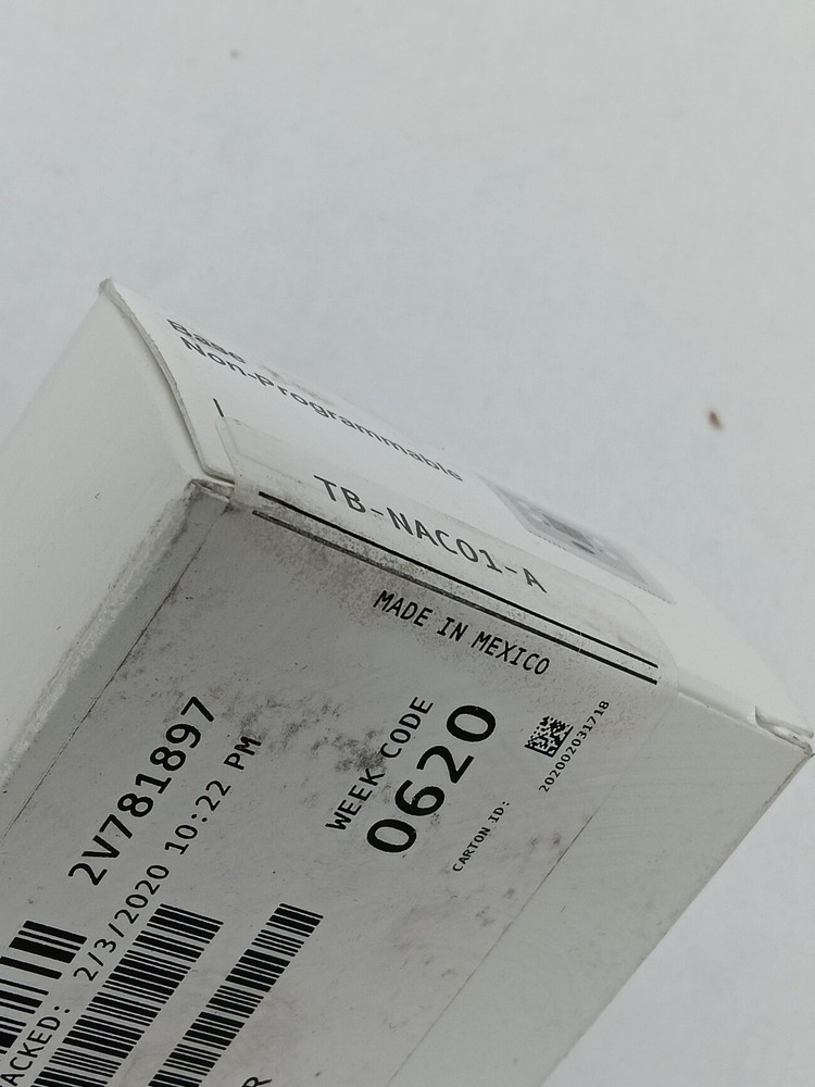 Carrier TB-NAC01-A Non-Programmable Thermostat