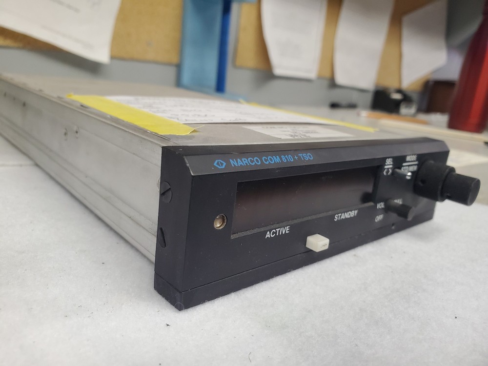 Narco VHF Com 810+ Plus Radio