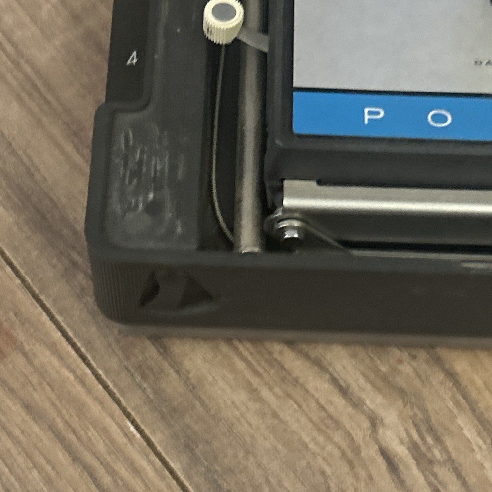Vintage POLAROID automatic 210 Land Camera