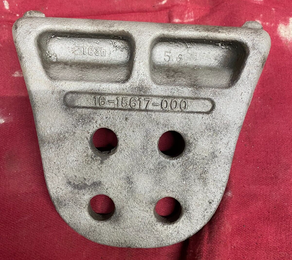 FREIGHTLINER AXLE STOP, MOUNT, BRACKET 16-15617-000