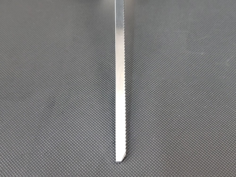 V. Mueller SU2951-80 Retractor Blade