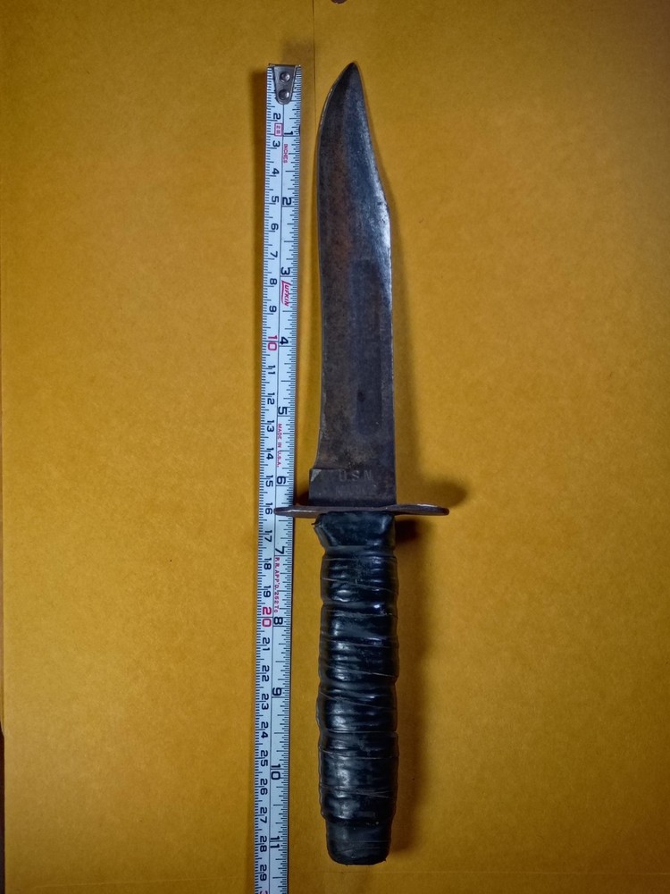 Vintage WW2 US NAVY Mark2 KNIFE READ