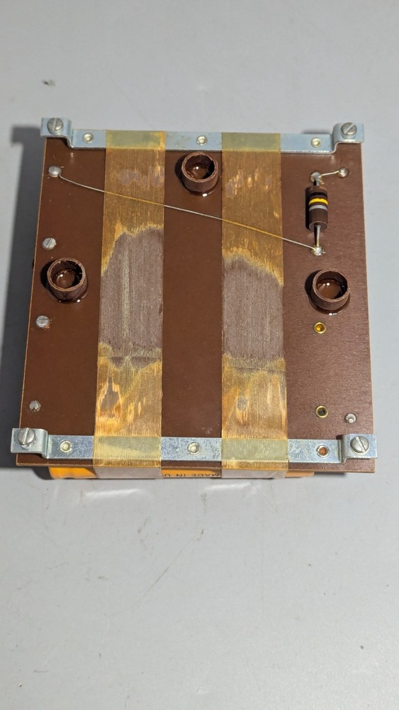 Diode & filter capacitor board for an rf amplifier