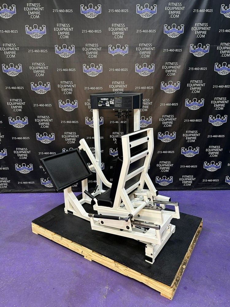 Paramount Compact Seated Leg Press