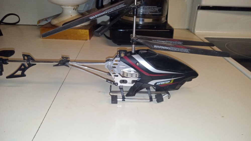 Remote Control Eipiditep 5 Gyro Helicopter (No Remote) Vg Condition