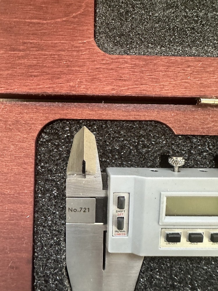 STARRETT 24" Model No. 721 Digital Caliper