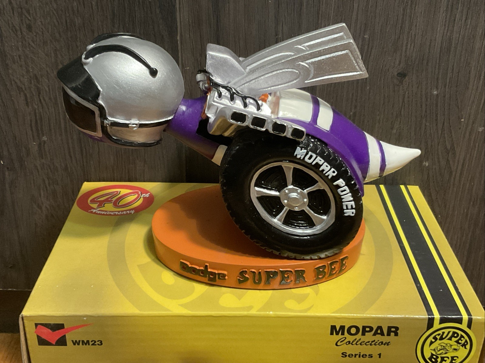 New Dodge Super Bee Bobblehead Purple Plum Bent Rod Garage Shaker Mopar