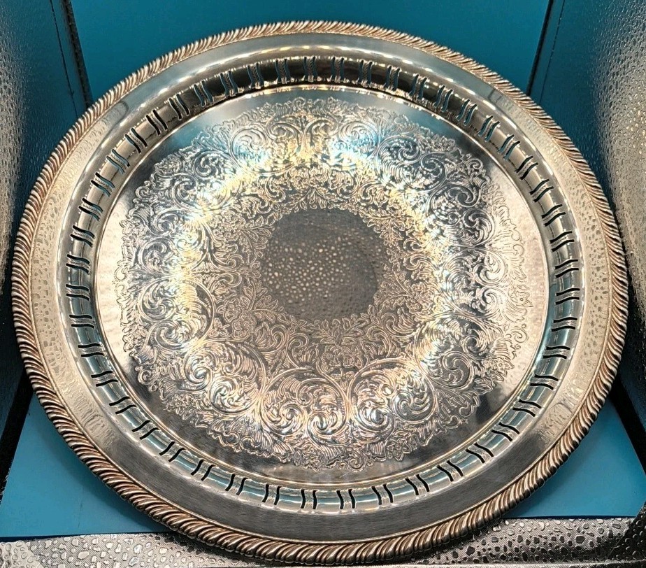 WM ROGERS SILVER PLATE 170 Scrolls Flowers 12" Round Beverage Serving Tray