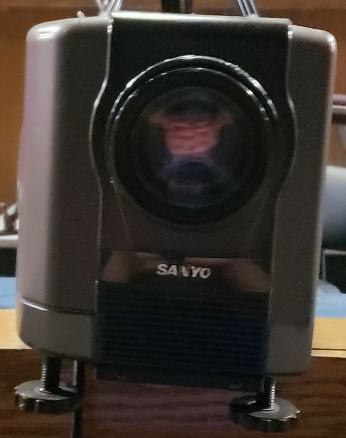 Sanyo LCD Video Projector Model PLC-200N Multi Media