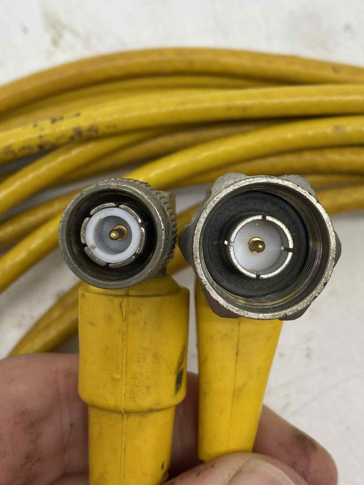 Trimble 47019-00 Cable•