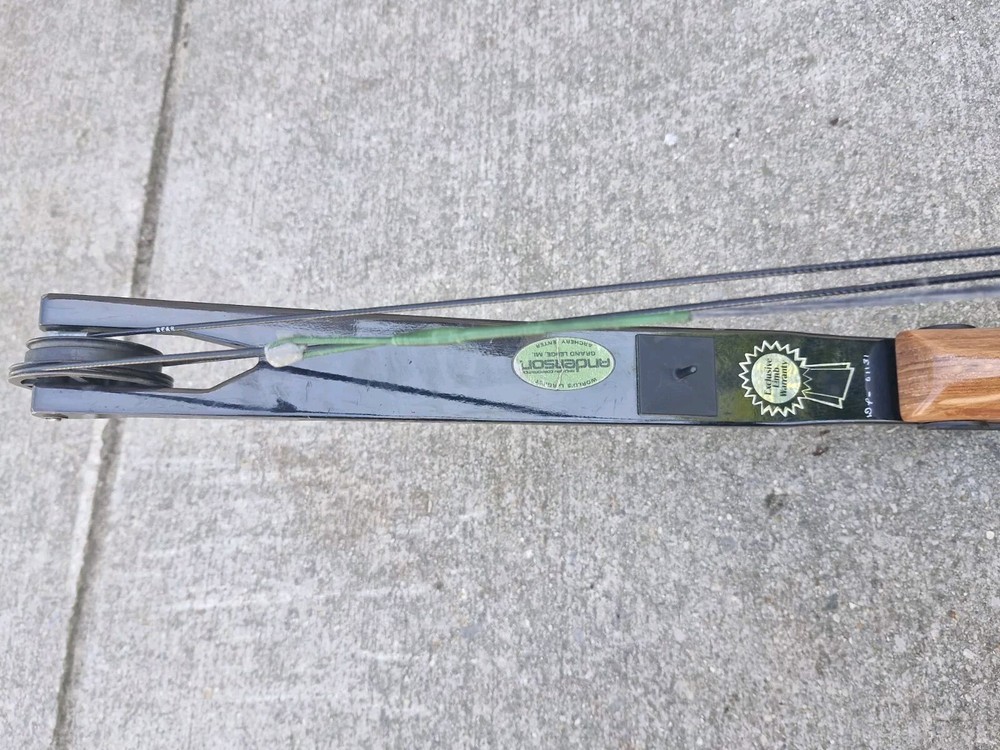 Archery Compound Bow Bear Kodiak Magnum Amo Compound String Length 37” RH