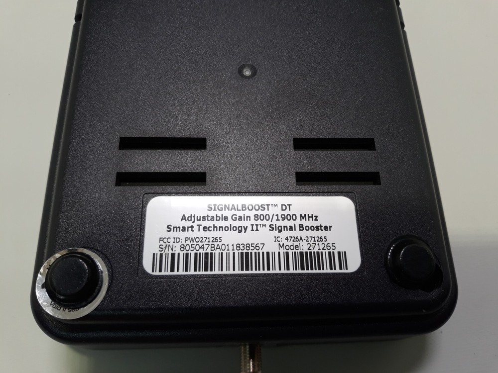 Wilson Electronics 3G SignalBoost DT Desktop Booster