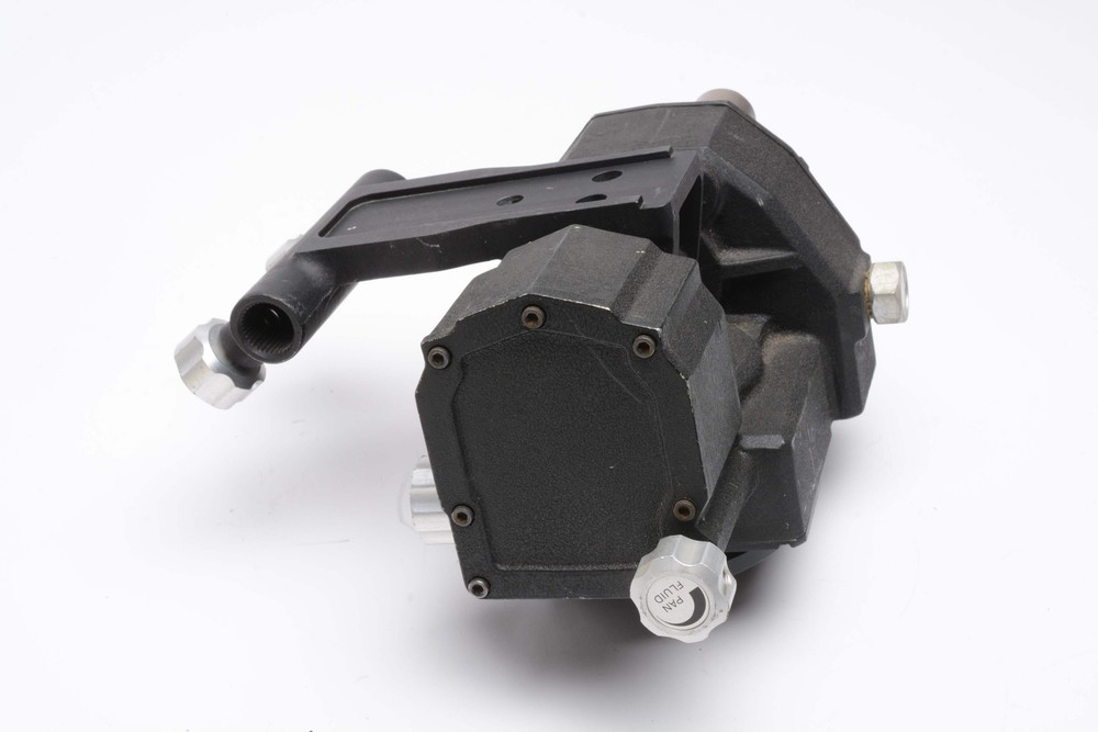 O'Connor Model 30 tripod fluid head, Great quality