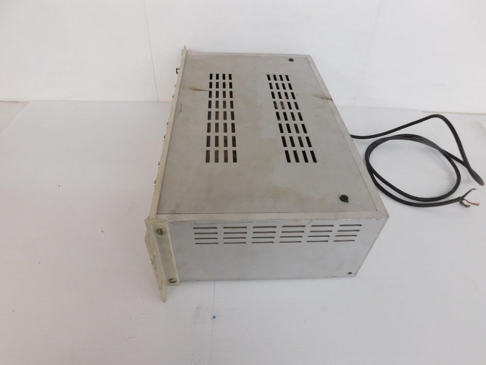KEITHLEY INSTRUMENTS 104 WIDEBAND AMPLIFIER (MPT30)