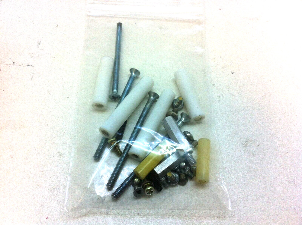 OMNINOTE Controller 650 Original Internal Screws w/ Studs & Plastic Screw Mounts