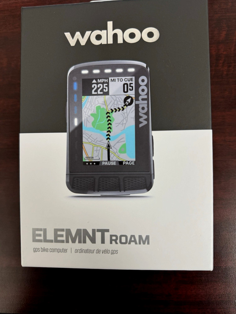 WAHOO ELEMENT Roam V2 Cycle Computer